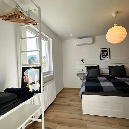 St Mountain Escape *