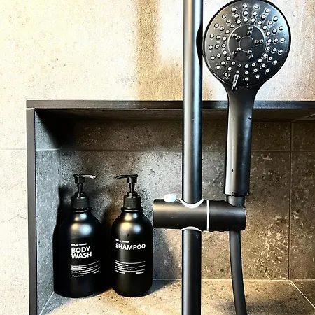 St Mountain Escape *