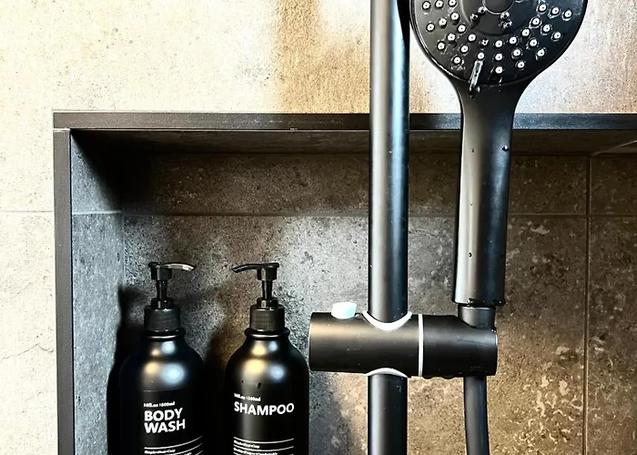 St Mountain Escape *